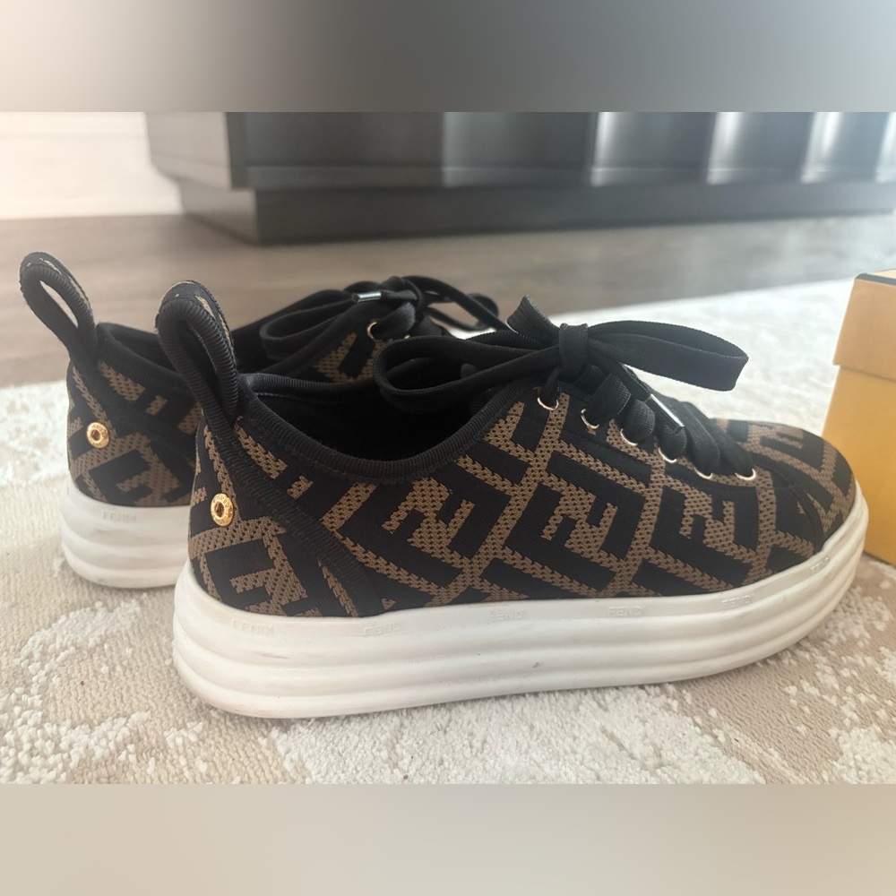 Fendi Tobacco Logo Platform Sneakers